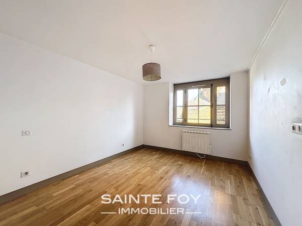 11868 image5 - Sainte Foy Immobilier - Ce sont des agences immobilières dans l'Ouest Lyonnais spécialisées dans la location de maison ou d'appartement et la vente de propriété de prestige.