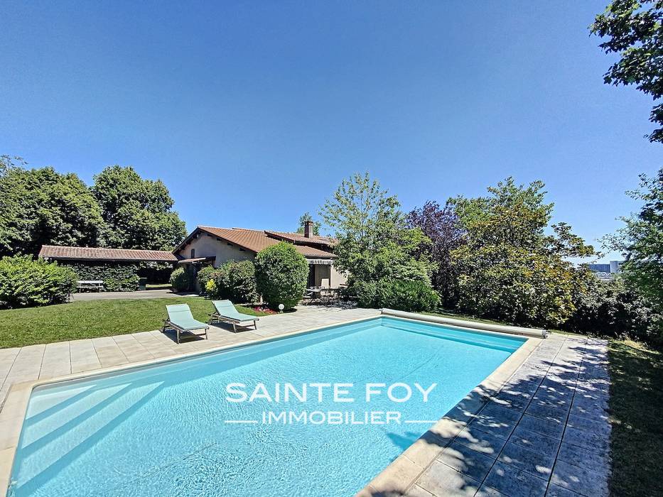 2020172 image1 - Sainte Foy Immobilier - Ce sont des agences immobilières dans l'Ouest Lyonnais spécialisées dans la location de maison ou d'appartement et la vente de propriété de prestige.