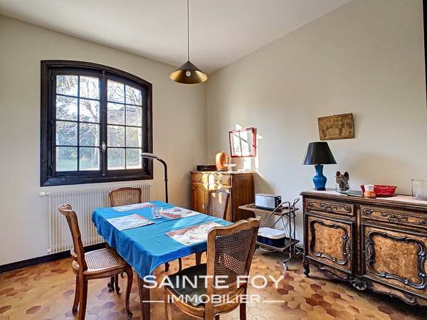 2021110 image5 - Sainte Foy Immobilier - Ce sont des agences immobilières dans l'Ouest Lyonnais spécialisées dans la location de maison ou d'appartement et la vente de propriété de prestige.