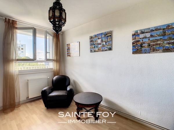2021626 image9 - Sainte Foy Immobilier - Ce sont des agences immobilières dans l'Ouest Lyonnais spécialisées dans la location de maison ou d'appartement et la vente de propriété de prestige.