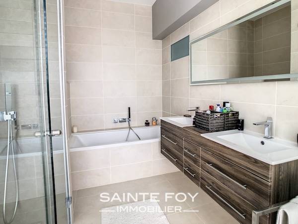 2022017 image7 - Sainte Foy Immobilier - Ce sont des agences immobilières dans l'Ouest Lyonnais spécialisées dans la location de maison ou d'appartement et la vente de propriété de prestige.