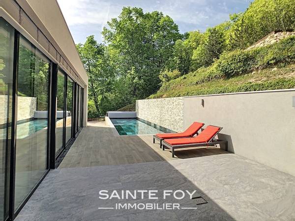 2022017 image10 - Sainte Foy Immobilier - Ce sont des agences immobilières dans l'Ouest Lyonnais spécialisées dans la location de maison ou d'appartement et la vente de propriété de prestige.