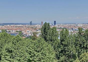 2021182 image1 - Sainte Foy Immobilier - Ce sont des agences immobilières dans l'Ouest Lyonnais spécialisées dans la location de maison ou d'appartement et la vente de propriété de prestige.