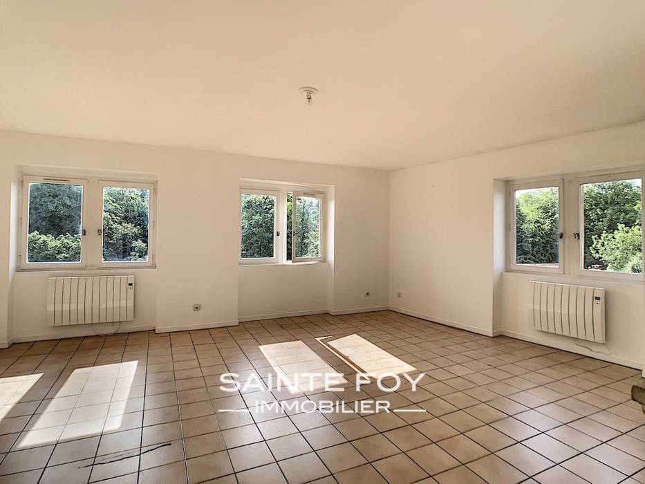 2023455 image1 - Sainte Foy Immobilier - Ce sont des agences immobilières dans l'Ouest Lyonnais spécialisées dans la location de maison ou d'appartement et la vente de propriété de prestige.