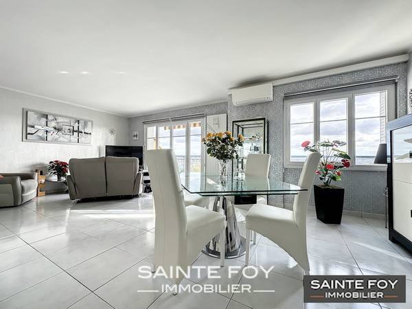 2023550 image3 - Sainte Foy Immobilier - Ce sont des agences immobilières dans l'Ouest Lyonnais spécialisées dans la location de maison ou d'appartement et la vente de propriété de prestige.