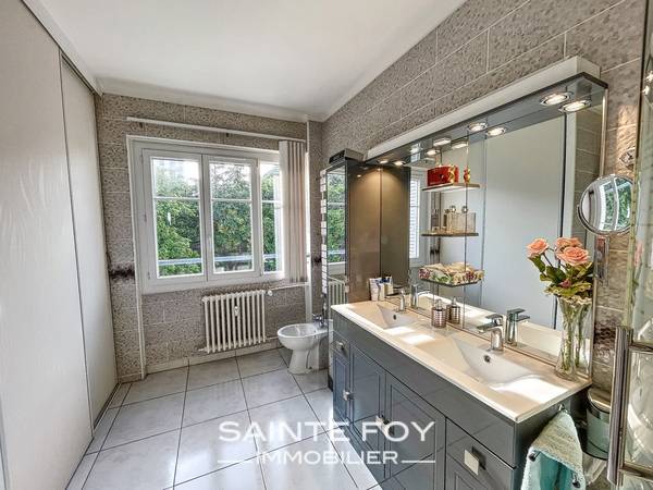2023550 image7 - Sainte Foy Immobilier - Ce sont des agences immobilières dans l'Ouest Lyonnais spécialisées dans la location de maison ou d'appartement et la vente de propriété de prestige.
