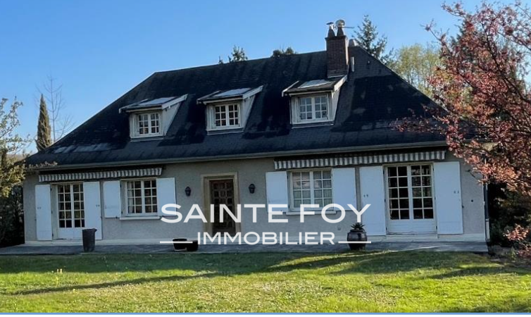 2023639 image1 - Sainte Foy Immobilier - Ce sont des agences immobilières dans l'Ouest Lyonnais spécialisées dans la location de maison ou d'appartement et la vente de propriété de prestige.