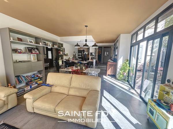 2023758 image3 - Sainte Foy Immobilier - Ce sont des agences immobilières dans l'Ouest Lyonnais spécialisées dans la location de maison ou d'appartement et la vente de propriété de prestige.