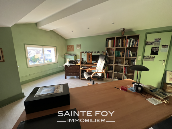 2022600 image7 - Sainte Foy Immobilier - Ce sont des agences immobilières dans l'Ouest Lyonnais spécialisées dans la location de maison ou d'appartement et la vente de propriété de prestige.
