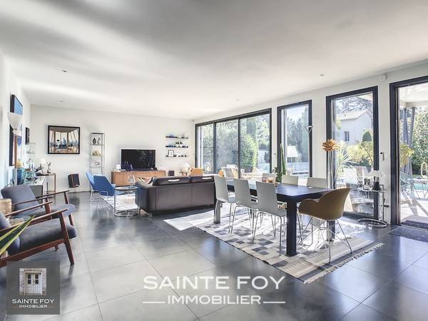2023794 image2 - Sainte Foy Immobilier - Ce sont des agences immobilières dans l'Ouest Lyonnais spécialisées dans la location de maison ou d'appartement et la vente de propriété de prestige.