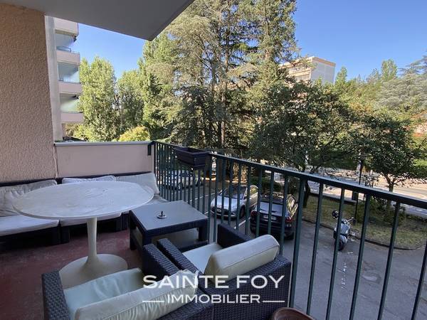 2023657 image3 - Sainte Foy Immobilier - Ce sont des agences immobilières dans l'Ouest Lyonnais spécialisées dans la location de maison ou d'appartement et la vente de propriété de prestige.