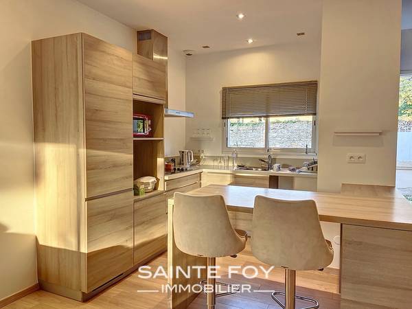 2024938 image4 - Sainte Foy Immobilier - Ce sont des agences immobilières dans l'Ouest Lyonnais spécialisées dans la location de maison ou d'appartement et la vente de propriété de prestige.