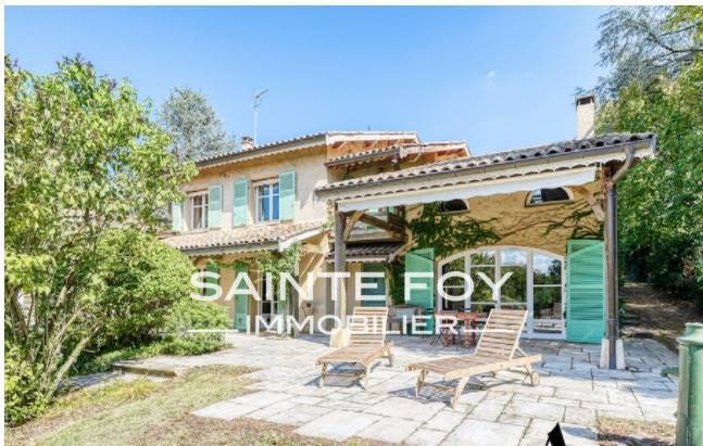 2024946 image1 - Sainte Foy Immobilier - Ce sont des agences immobilières dans l'Ouest Lyonnais spécialisées dans la location de maison ou d'appartement et la vente de propriété de prestige.