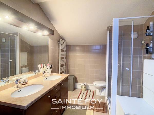 2024991 image7 - Sainte Foy Immobilier - Ce sont des agences immobilières dans l'Ouest Lyonnais spécialisées dans la location de maison ou d'appartement et la vente de propriété de prestige.