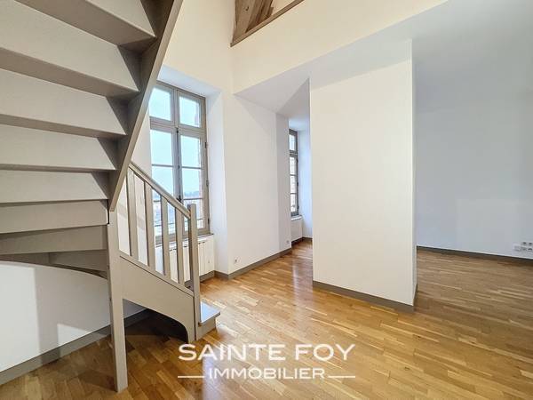 2022554 image6 - Sainte Foy Immobilier - Ce sont des agences immobilières dans l'Ouest Lyonnais spécialisées dans la location de maison ou d'appartement et la vente de propriété de prestige.