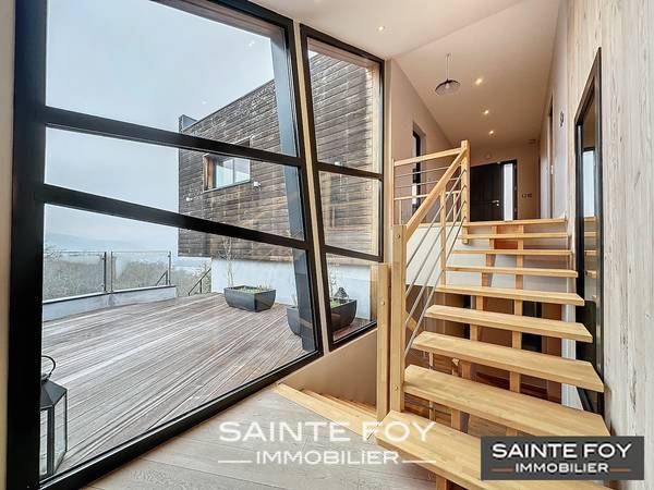 2024981 image2 - Sainte Foy Immobilier - Ce sont des agences immobilières dans l'Ouest Lyonnais spécialisées dans la location de maison ou d'appartement et la vente de propriété de prestige.