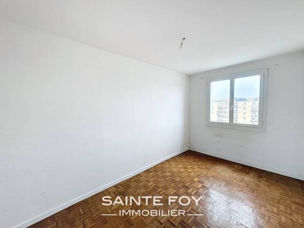 2025530 image6 - Sainte Foy Immobilier - Ce sont des agences immobilières dans l'Ouest Lyonnais spécialisées dans la location de maison ou d'appartement et la vente de propriété de prestige.
