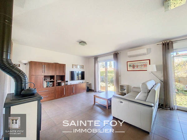 2025616 image4 - Sainte Foy Immobilier - Ce sont des agences immobilières dans l'Ouest Lyonnais spécialisées dans la location de maison ou d'appartement et la vente de propriété de prestige.