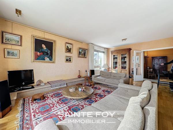 2025576 image9 - Sainte Foy Immobilier - Ce sont des agences immobilières dans l'Ouest Lyonnais spécialisées dans la location de maison ou d'appartement et la vente de propriété de prestige.
