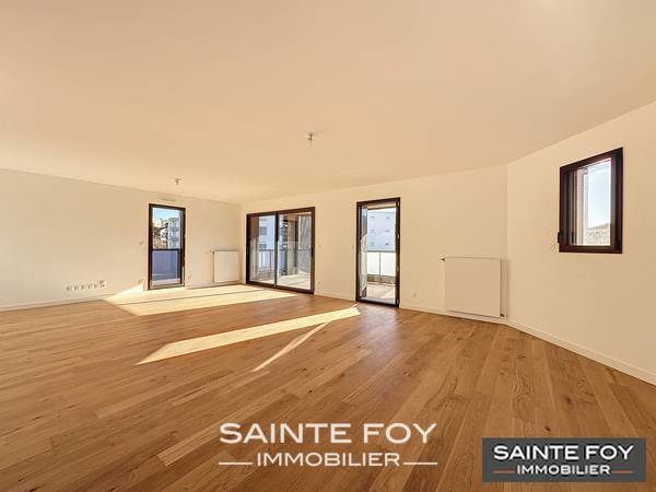2025575 image2 - Sainte Foy Immobilier - Ce sont des agences immobilières dans l'Ouest Lyonnais spécialisées dans la location de maison ou d'appartement et la vente de propriété de prestige.