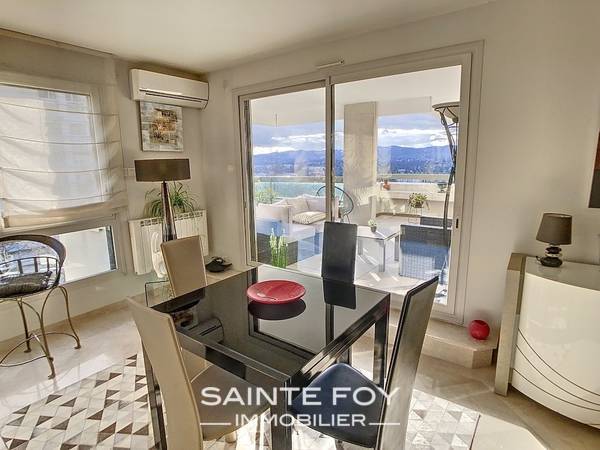 2025641 image3 - Sainte Foy Immobilier - Ce sont des agences immobilières dans l'Ouest Lyonnais spécialisées dans la location de maison ou d'appartement et la vente de propriété de prestige.