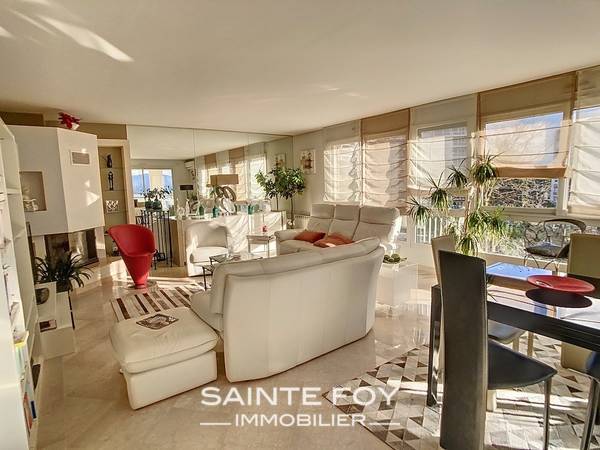 2025641 image10 - Sainte Foy Immobilier - Ce sont des agences immobilières dans l'Ouest Lyonnais spécialisées dans la location de maison ou d'appartement et la vente de propriété de prestige.