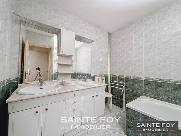2025652 image8 - Sainte Foy Immobilier - Ce sont des agences immobilières dans l'Ouest Lyonnais spécialisées dans la location de maison ou d'appartement et la vente de propriété de prestige.