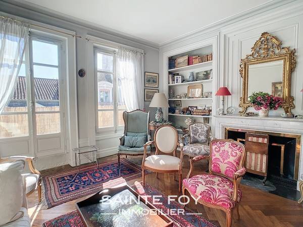 2025655 image3 - Sainte Foy Immobilier - Ce sont des agences immobilières dans l'Ouest Lyonnais spécialisées dans la location de maison ou d'appartement et la vente de propriété de prestige.