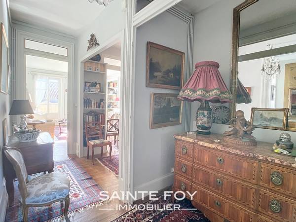 2025655 image5 - Sainte Foy Immobilier - Ce sont des agences immobilières dans l'Ouest Lyonnais spécialisées dans la location de maison ou d'appartement et la vente de propriété de prestige.