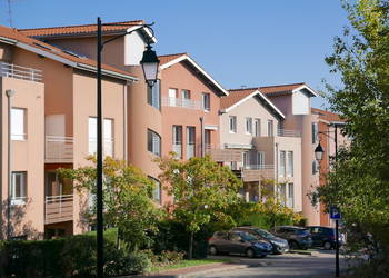 2025689 image1 - Sainte Foy Immobilier - Ce sont des agences immobilières dans l'Ouest Lyonnais spécialisées dans la location de maison ou d'appartement et la vente de propriété de prestige.
