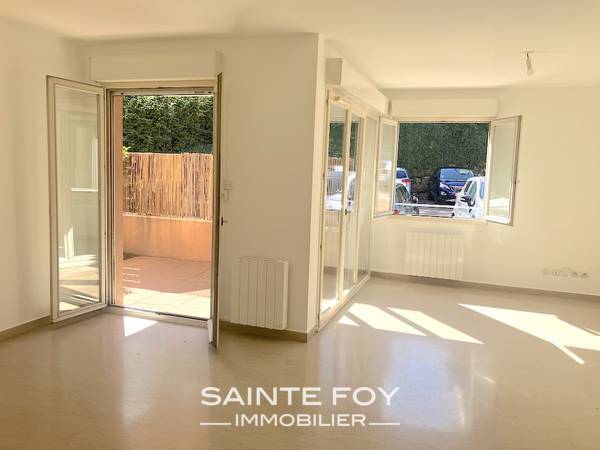 2025689 image2 - Sainte Foy Immobilier - Ce sont des agences immobilières dans l'Ouest Lyonnais spécialisées dans la location de maison ou d'appartement et la vente de propriété de prestige.