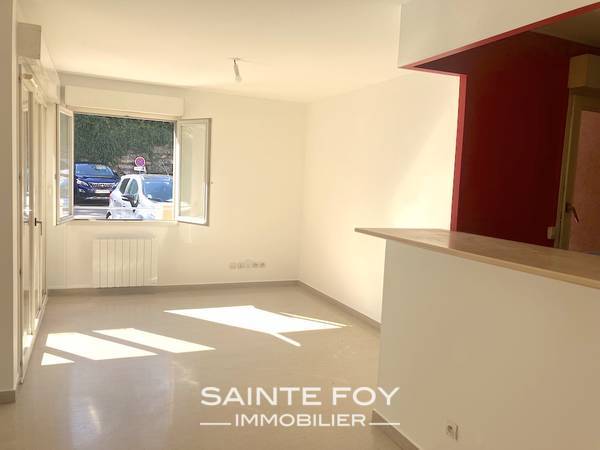 2025689 image4 - Sainte Foy Immobilier - Ce sont des agences immobilières dans l'Ouest Lyonnais spécialisées dans la location de maison ou d'appartement et la vente de propriété de prestige.