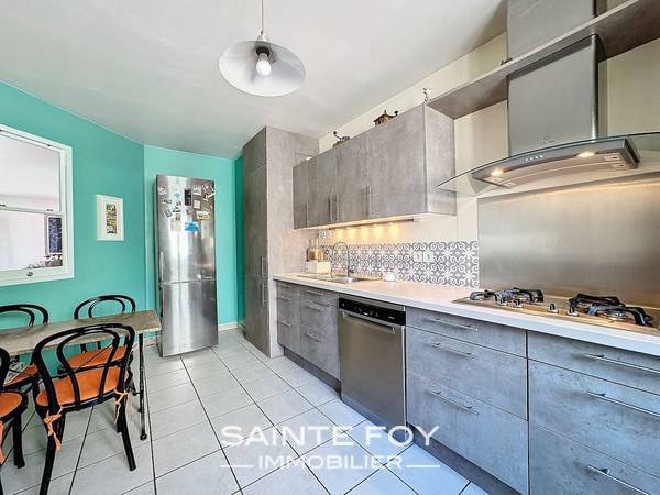 2025691 image5 - Sainte Foy Immobilier - Ce sont des agences immobilières dans l'Ouest Lyonnais spécialisées dans la location de maison ou d'appartement et la vente de propriété de prestige.