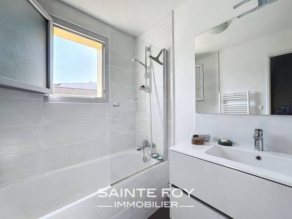 2025691 image8 - Sainte Foy Immobilier - Ce sont des agences immobilières dans l'Ouest Lyonnais spécialisées dans la location de maison ou d'appartement et la vente de propriété de prestige.
