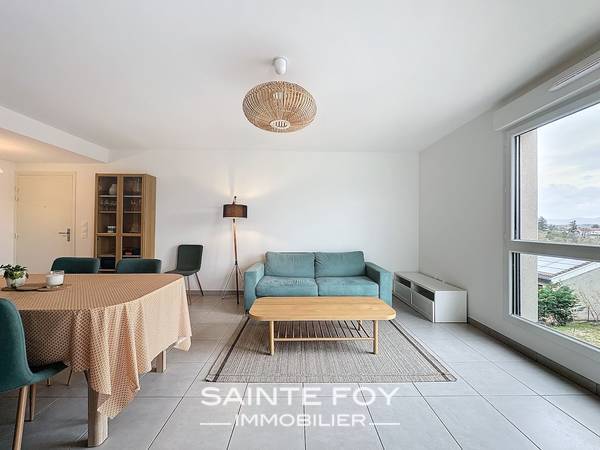 2025711 image5 - Sainte Foy Immobilier - Ce sont des agences immobilières dans l'Ouest Lyonnais spécialisées dans la location de maison ou d'appartement et la vente de propriété de prestige.