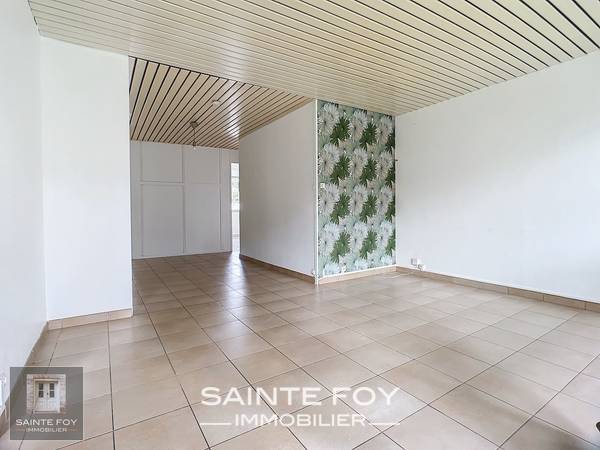 2025712 image2 - Sainte Foy Immobilier - Ce sont des agences immobilières dans l'Ouest Lyonnais spécialisées dans la location de maison ou d'appartement et la vente de propriété de prestige.