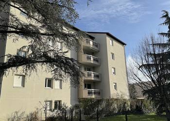 2025688 image1 - Sainte Foy Immobilier - Ce sont des agences immobilières dans l'Ouest Lyonnais spécialisées dans la location de maison ou d'appartement et la vente de propriété de prestige.