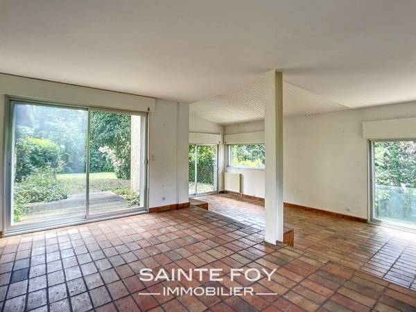 2025725 image2 - Sainte Foy Immobilier - Ce sont des agences immobilières dans l'Ouest Lyonnais spécialisées dans la location de maison ou d'appartement et la vente de propriété de prestige.