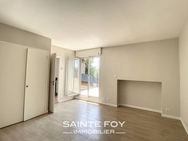 2025725 image5 - Sainte Foy Immobilier - Ce sont des agences immobilières dans l'Ouest Lyonnais spécialisées dans la location de maison ou d'appartement et la vente de propriété de prestige.