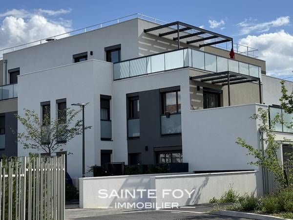 2025745 image10 - Sainte Foy Immobilier - Ce sont des agences immobilières dans l'Ouest Lyonnais spécialisées dans la location de maison ou d'appartement et la vente de propriété de prestige.