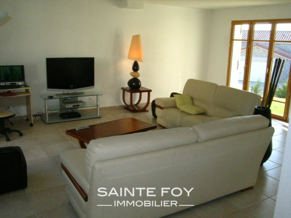 4680 image2 - Sainte Foy Immobilier - Ce sont des agences immobilières dans l'Ouest Lyonnais spécialisées dans la location de maison ou d'appartement et la vente de propriété de prestige.