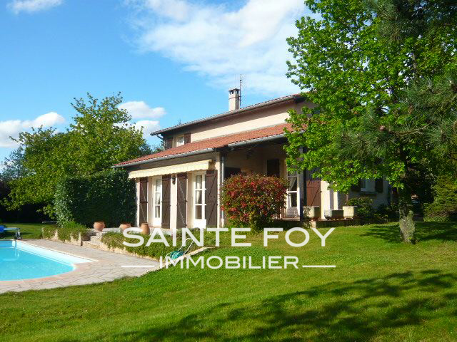 5336 image1 - Sainte Foy Immobilier - Ce sont des agences immobilières dans l'Ouest Lyonnais spécialisées dans la location de maison ou d'appartement et la vente de propriété de prestige.