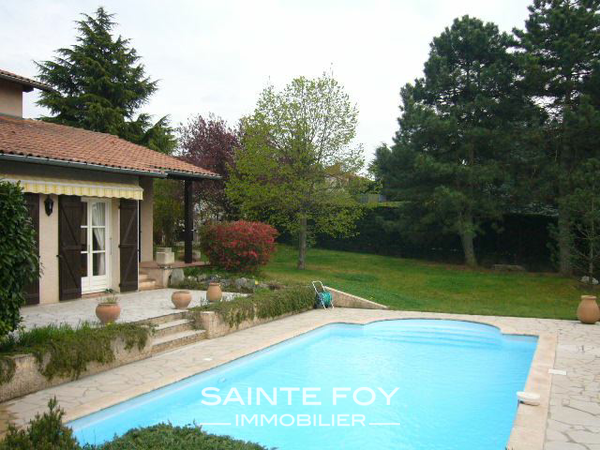5336 image5 - Sainte Foy Immobilier - Ce sont des agences immobilières dans l'Ouest Lyonnais spécialisées dans la location de maison ou d'appartement et la vente de propriété de prestige.