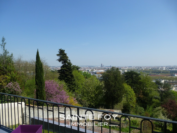 9807 image5 - Sainte Foy Immobilier - Ce sont des agences immobilières dans l'Ouest Lyonnais spécialisées dans la location de maison ou d'appartement et la vente de propriété de prestige.