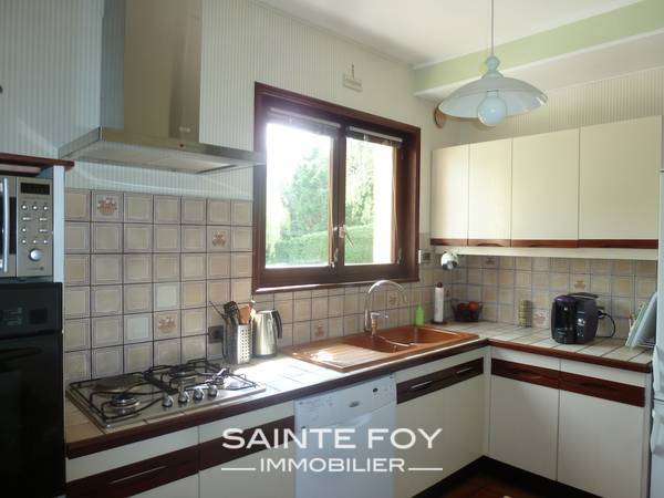 10736 image3 - Sainte Foy Immobilier - Ce sont des agences immobilières dans l'Ouest Lyonnais spécialisées dans la location de maison ou d'appartement et la vente de propriété de prestige.