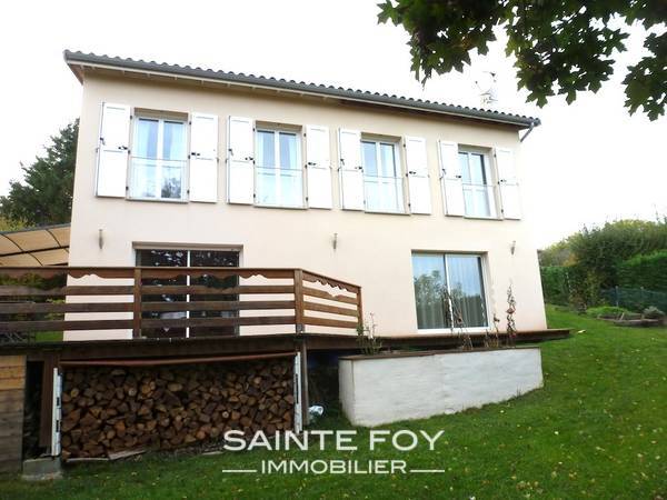 10991 image2 - Sainte Foy Immobilier - Ce sont des agences immobilières dans l'Ouest Lyonnais spécialisées dans la location de maison ou d'appartement et la vente de propriété de prestige.