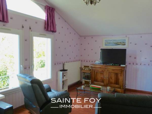 11401 image5 - Sainte Foy Immobilier - Ce sont des agences immobilières dans l'Ouest Lyonnais spécialisées dans la location de maison ou d'appartement et la vente de propriété de prestige.