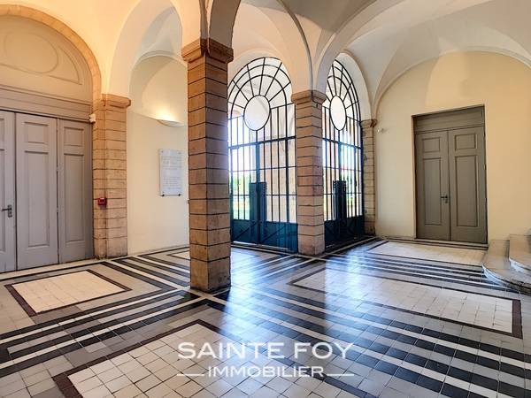 1761353 image7 - Sainte Foy Immobilier - Ce sont des agences immobilières dans l'Ouest Lyonnais spécialisées dans la location de maison ou d'appartement et la vente de propriété de prestige.