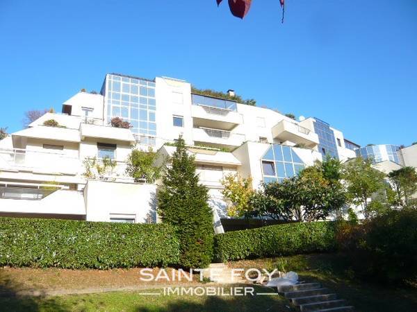 1761404 image2 - Sainte Foy Immobilier - Ce sont des agences immobilières dans l'Ouest Lyonnais spécialisées dans la location de maison ou d'appartement et la vente de propriété de prestige.