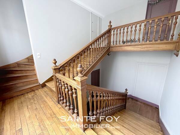 11864 image8 - Sainte Foy Immobilier - Ce sont des agences immobilières dans l'Ouest Lyonnais spécialisées dans la location de maison ou d'appartement et la vente de propriété de prestige.